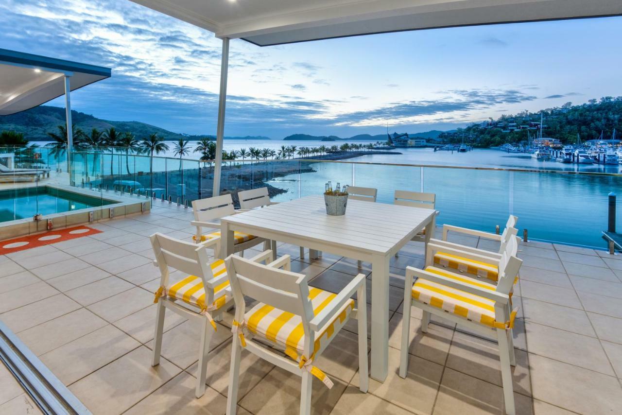 Pavillions Penthouse 25 - Luxury Waterfront Apartment With Private Roof Top Pool And Buggy Hamilton Island Exterior photo