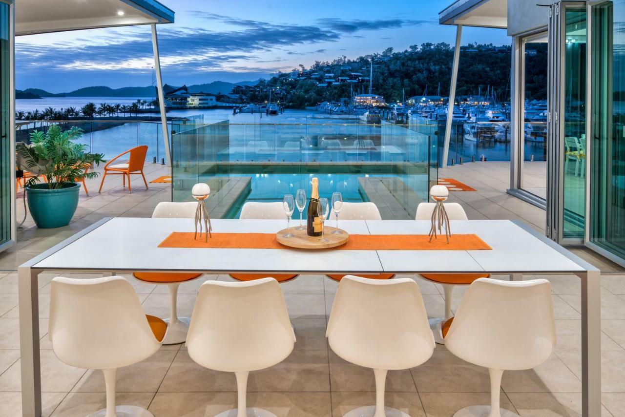 Pavillions Penthouse 25 - Luxury Waterfront Apartment With Private Roof Top Pool And Buggy Hamilton Island Exterior photo