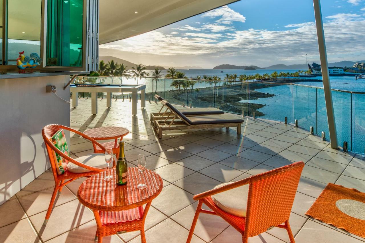Pavillions Penthouse 25 - Luxury Waterfront Apartment With Private Roof Top Pool And Buggy Hamilton Island Exterior photo